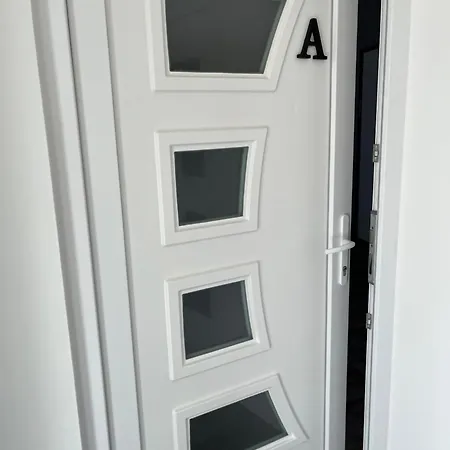 Apartment Centr00m